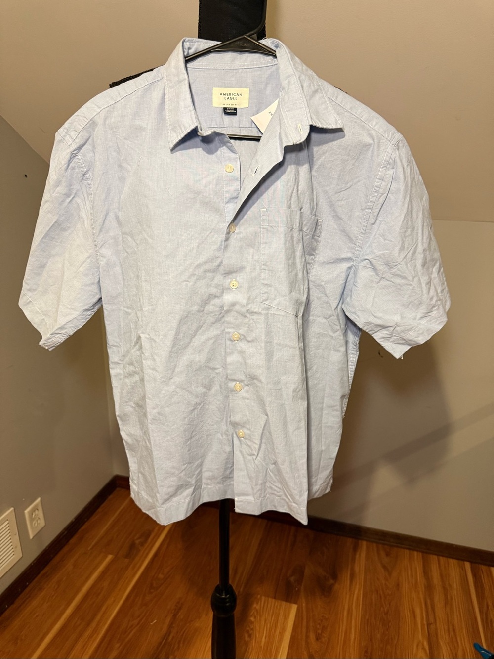 American Eagle Outfitters Light Blue Short Sleeve Button-Down Shirt